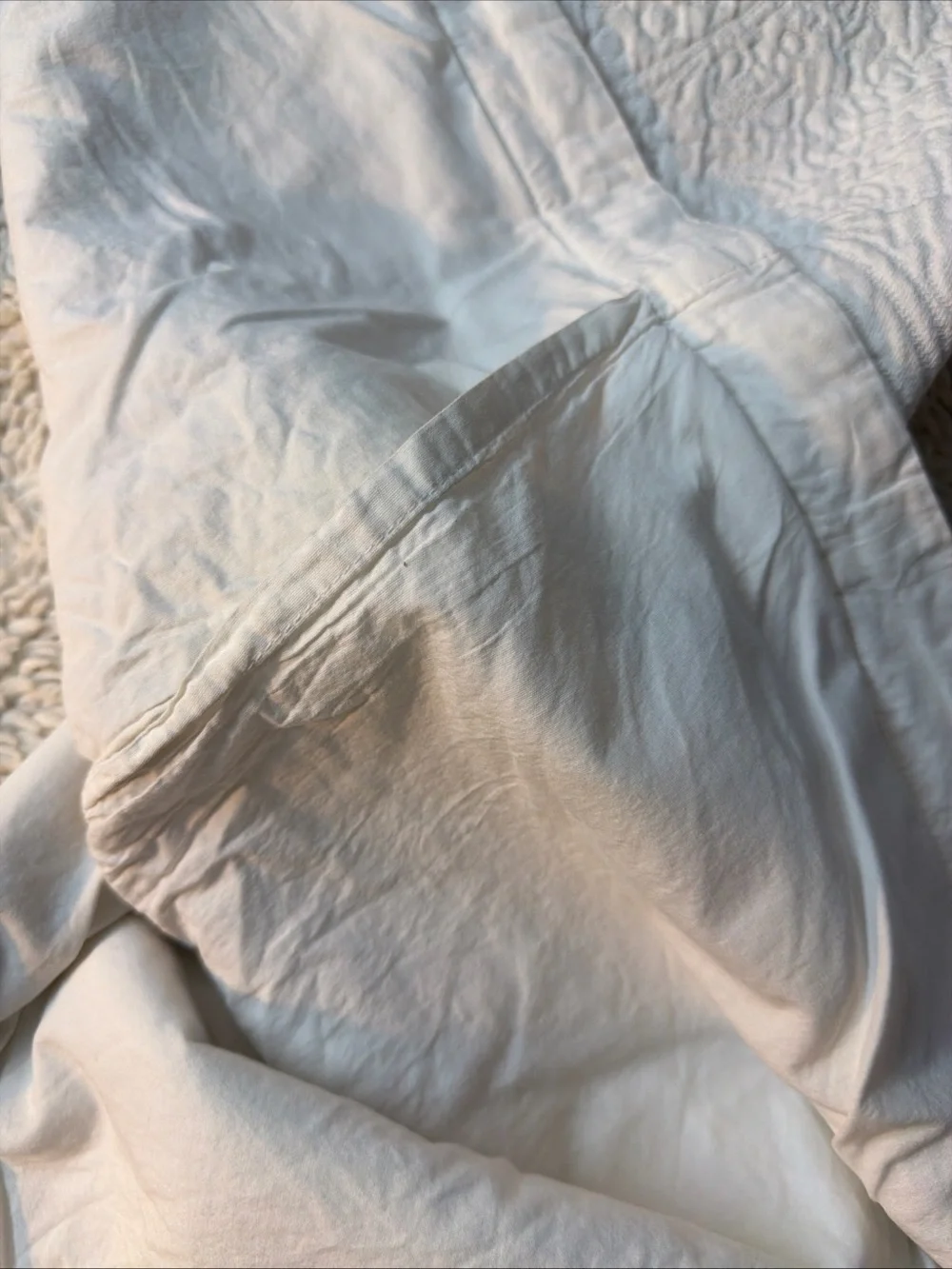 Threshold pillowcases Elegant White Quilted Floral Medallion Stitching king 2
